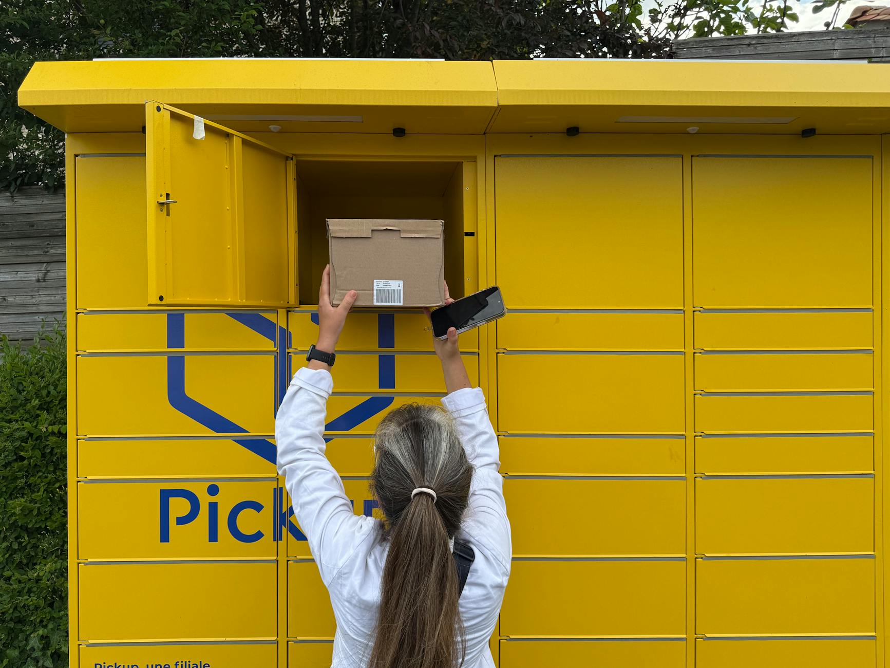 Hermes PaketShop – Abholstation für nicht zugestellte Pakete