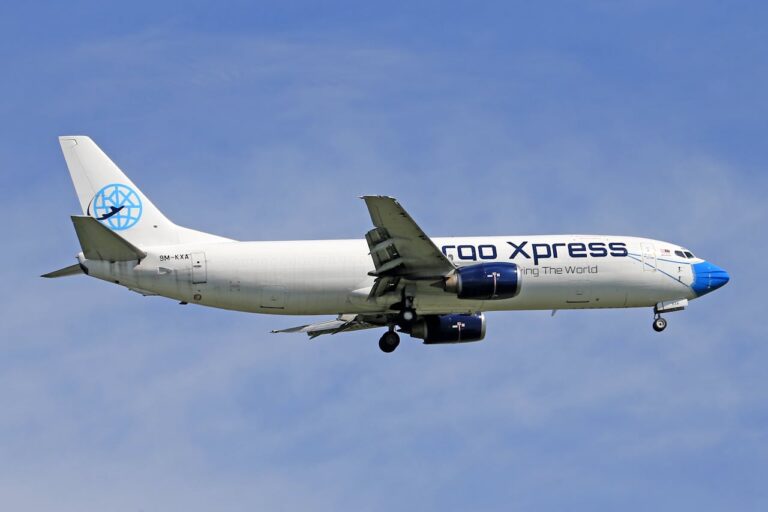 SF Tracking – Frachtflugzeug für SF Express Internationallieferungen aus China