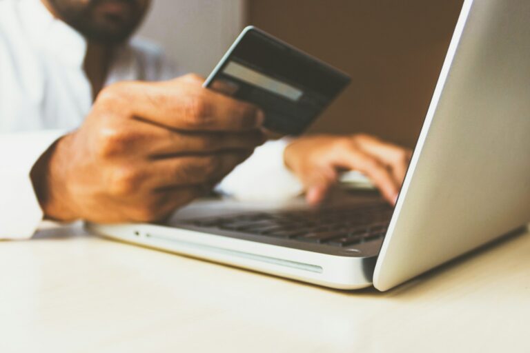 Was gehört alles zur Logistik hinter einem Onlineshop?
